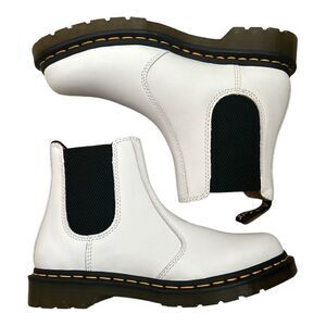 Dr. Martens Women's 2976 Size 8